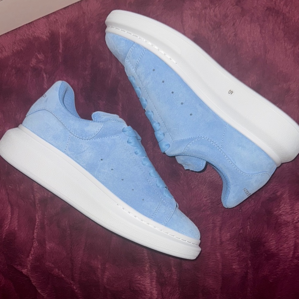 Women's Blue Suede Sneakers